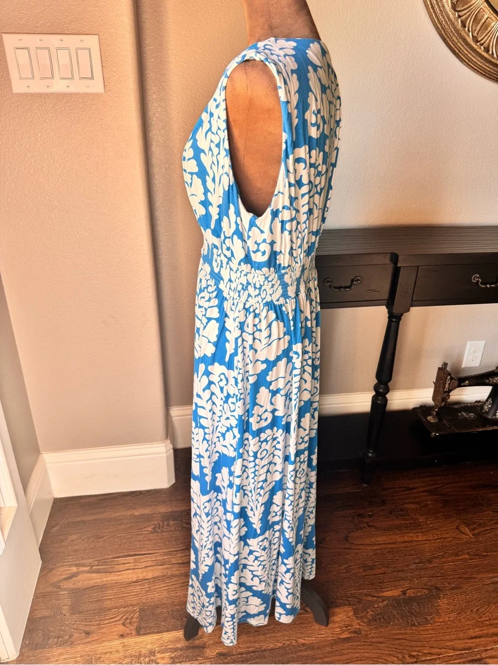 BODEN Paloma Blue & White Damask Jersey Maxi Dress | Smocked Waist | 12P Petite - Picture 5 of 10